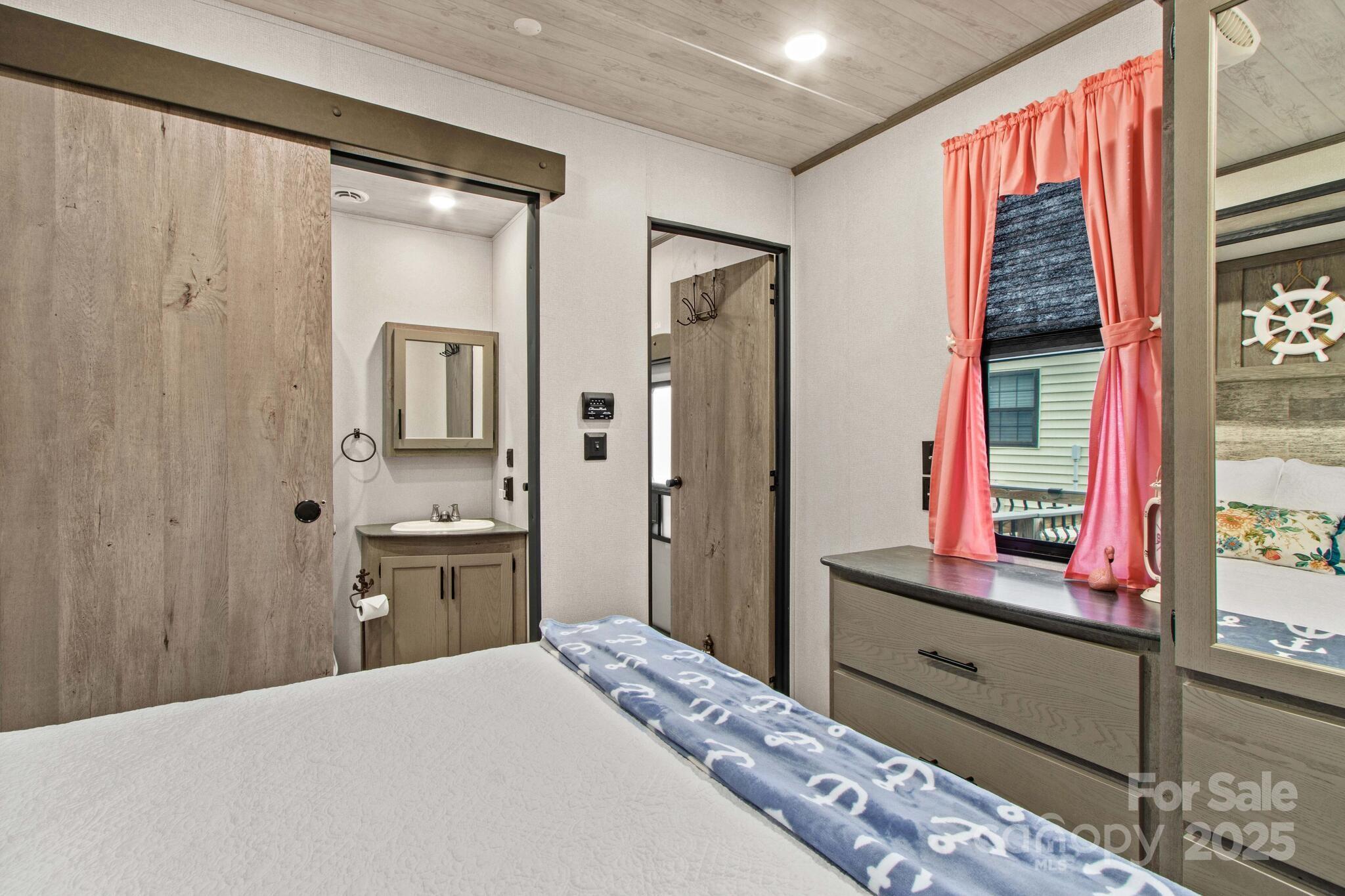 Badin Shores Resort - Residential