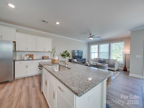 A home in Clover