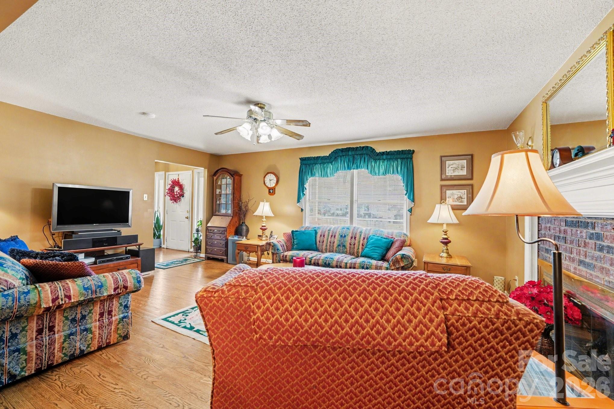 Broadwood Acres - Residential