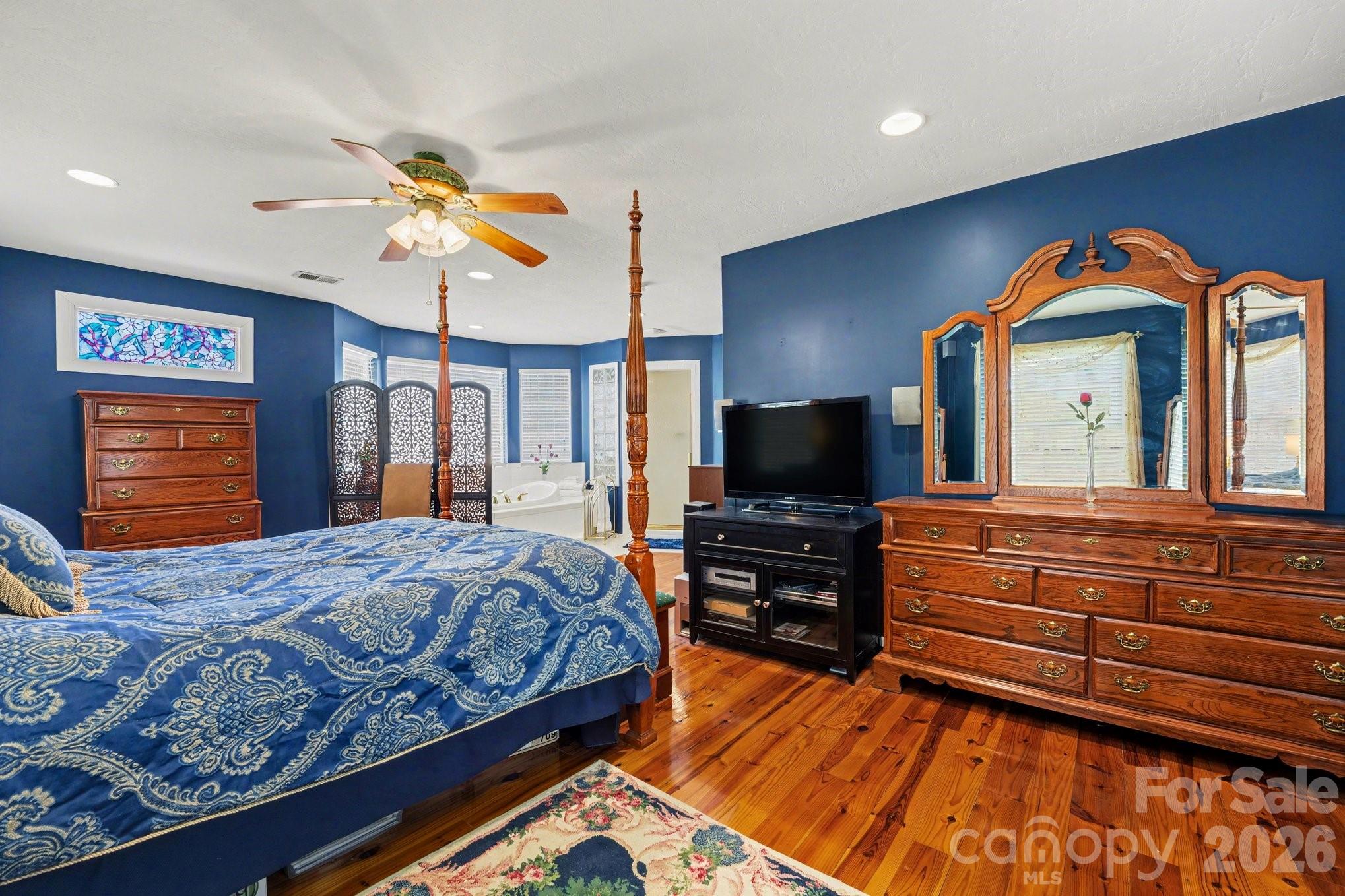 Broadwood Acres - Residential