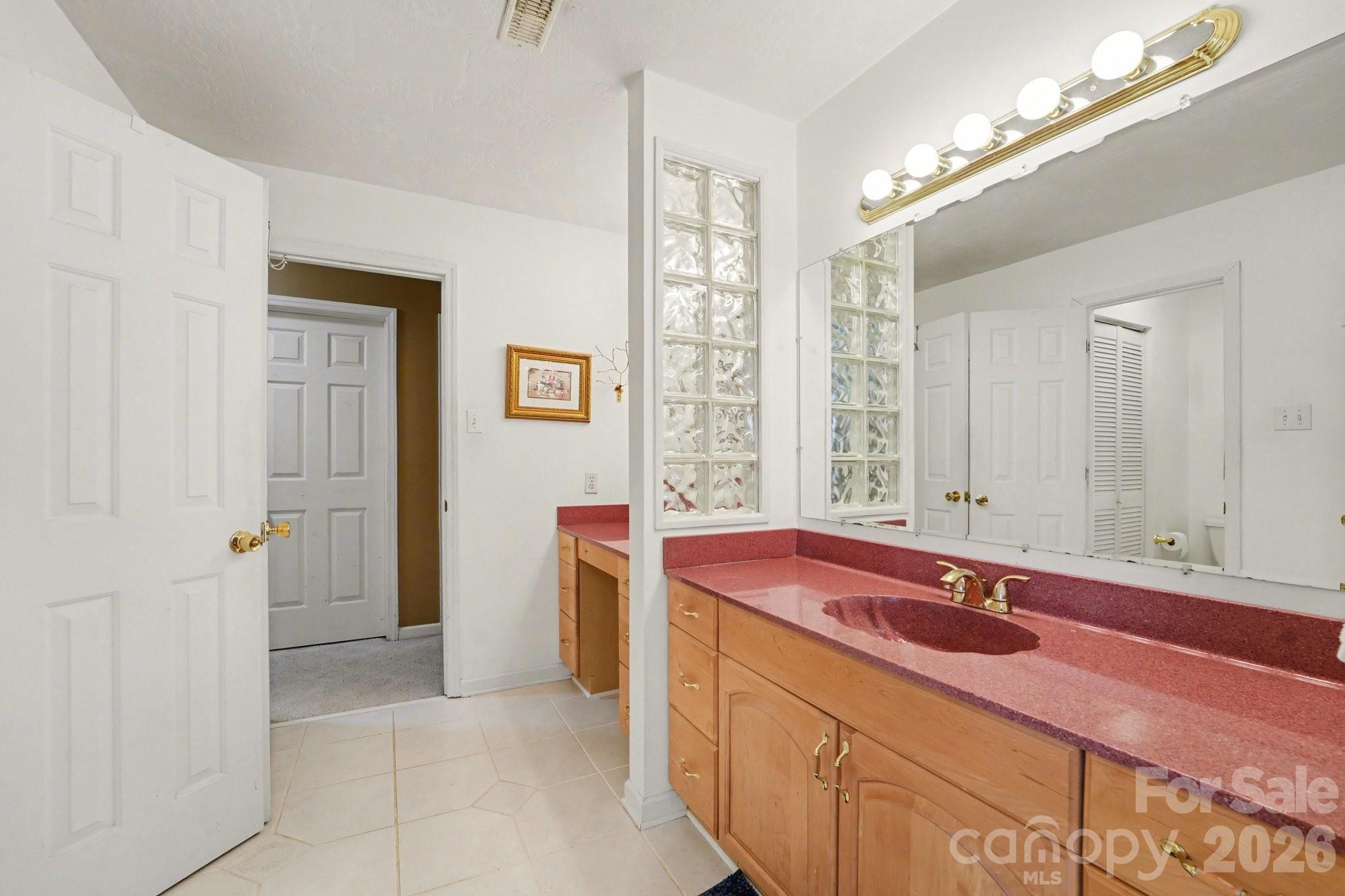 Broadwood Acres - Residential