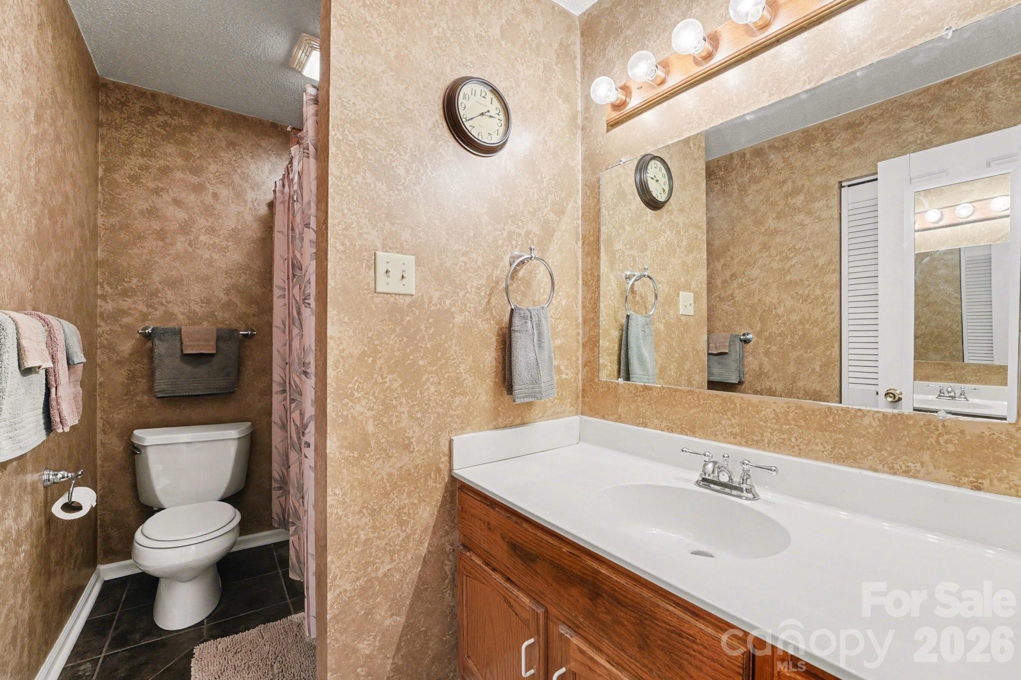 Broadwood Acres - Residential