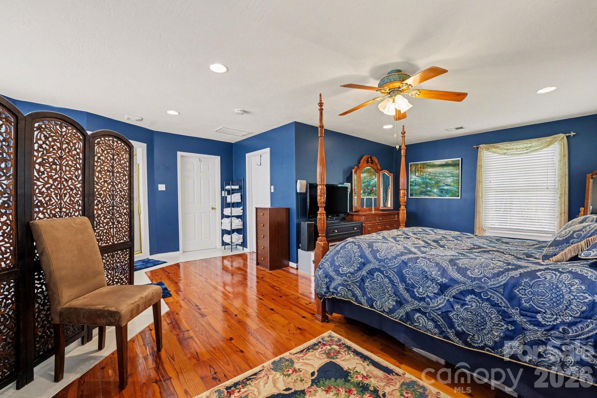Broadwood Acres - Residential