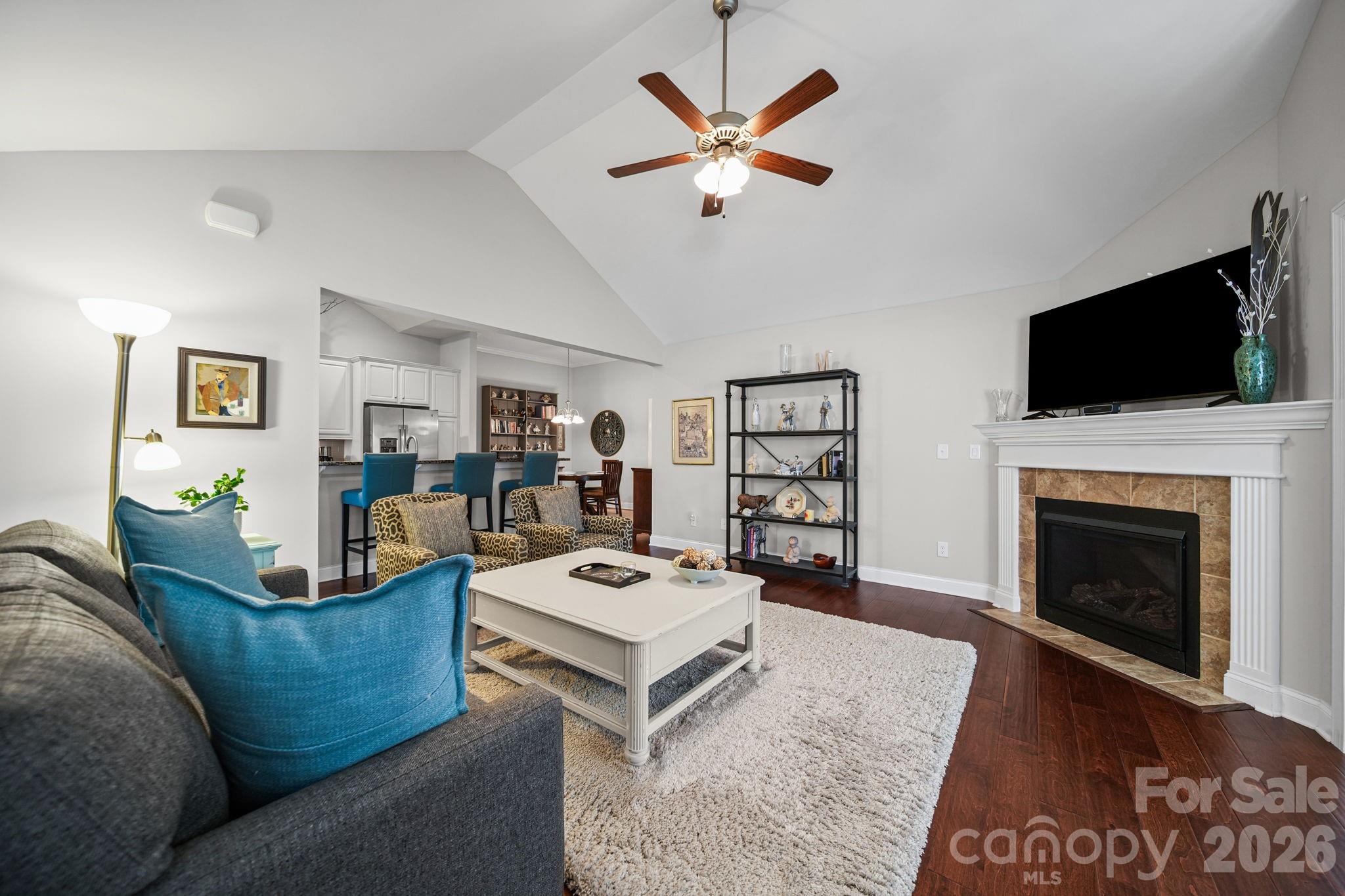 2307 Villa Oaks Court