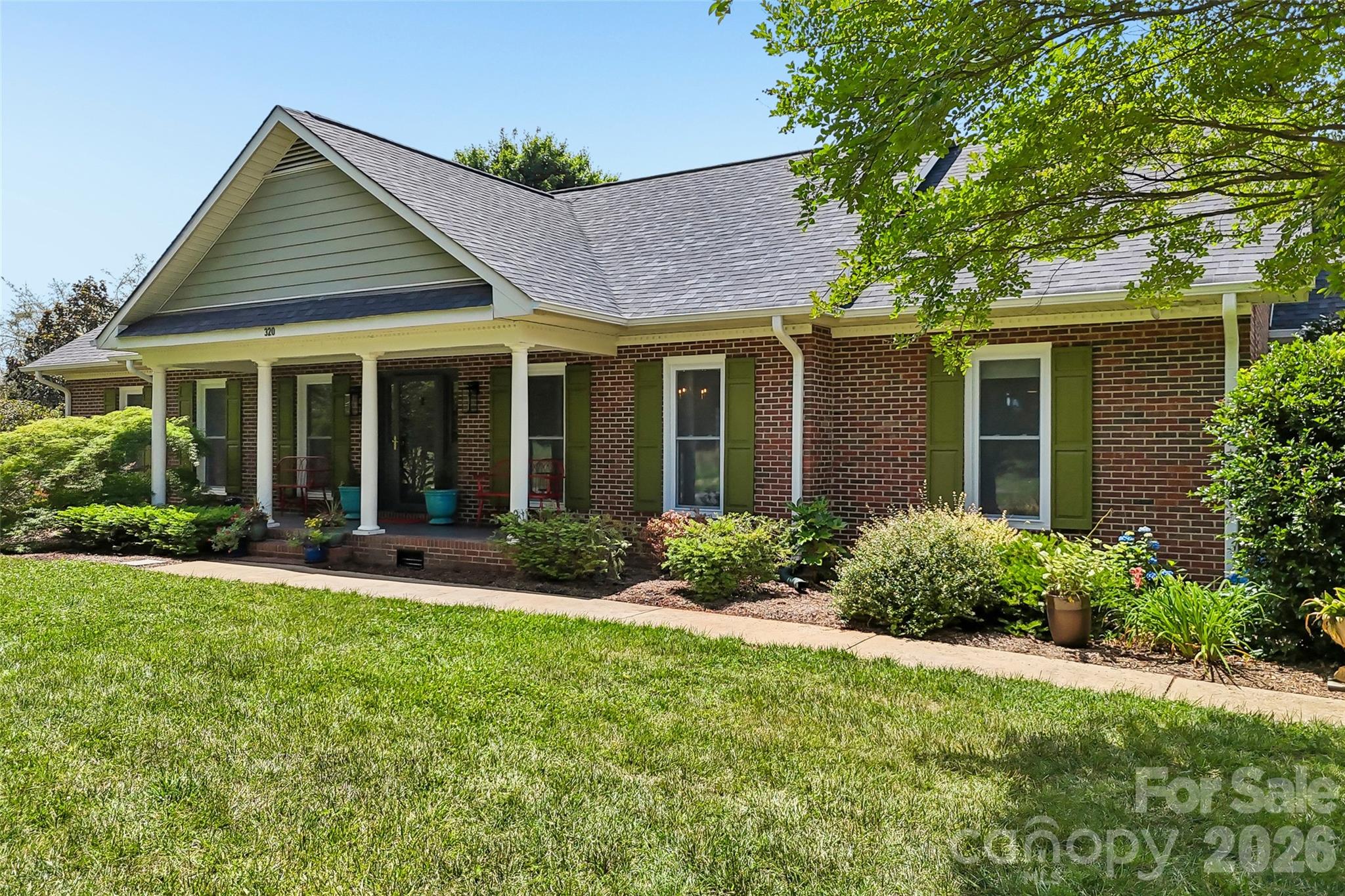 320 Canvasback Road