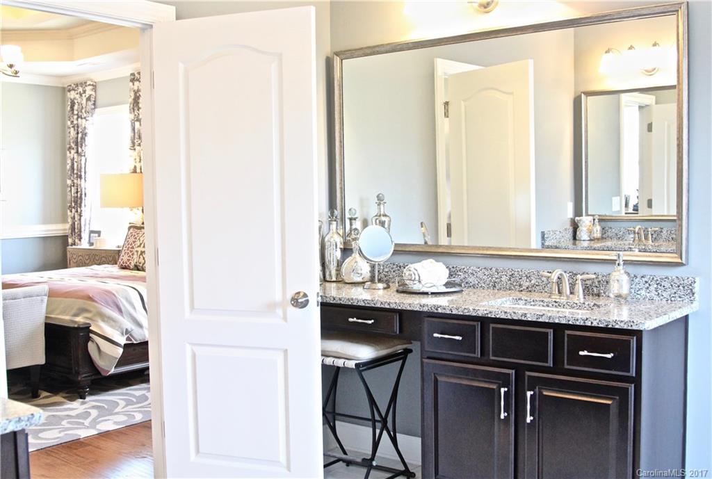 Hawks Creek - Residential