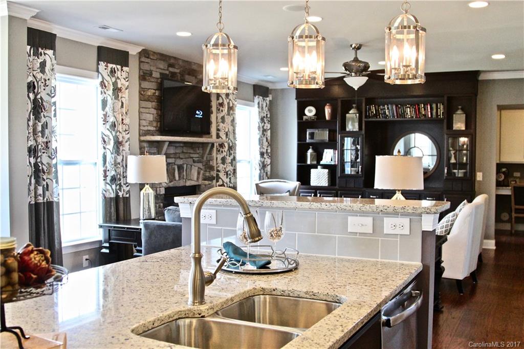 Hawks Creek - Residential