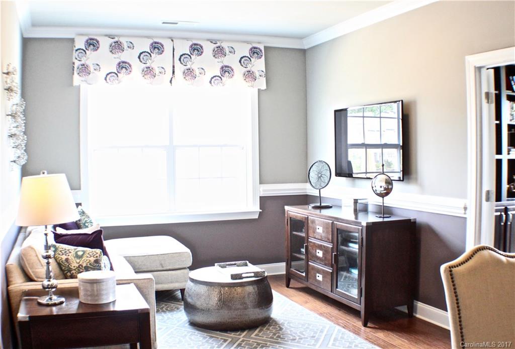 Hawks Creek - Residential