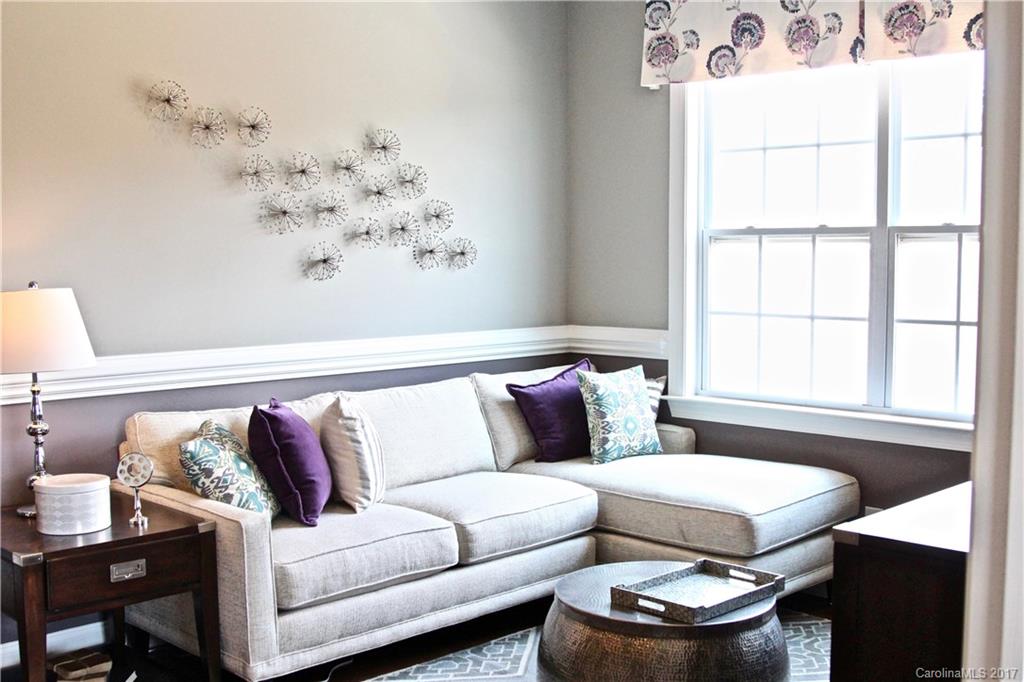 Hawks Creek - Residential