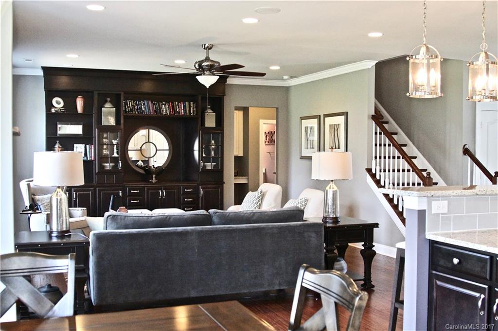 Hawks Creek - Residential