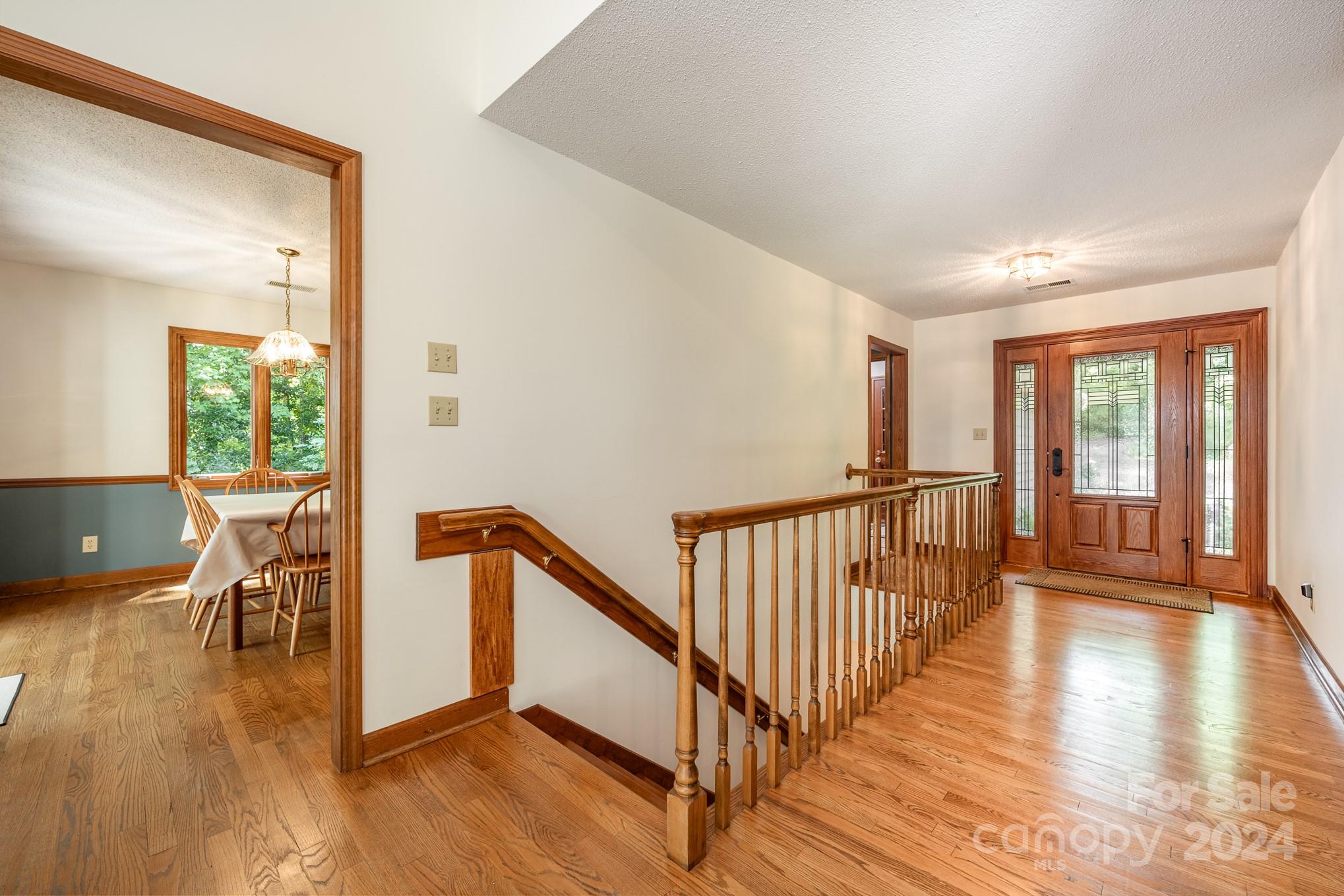 Lakewinds - Residential