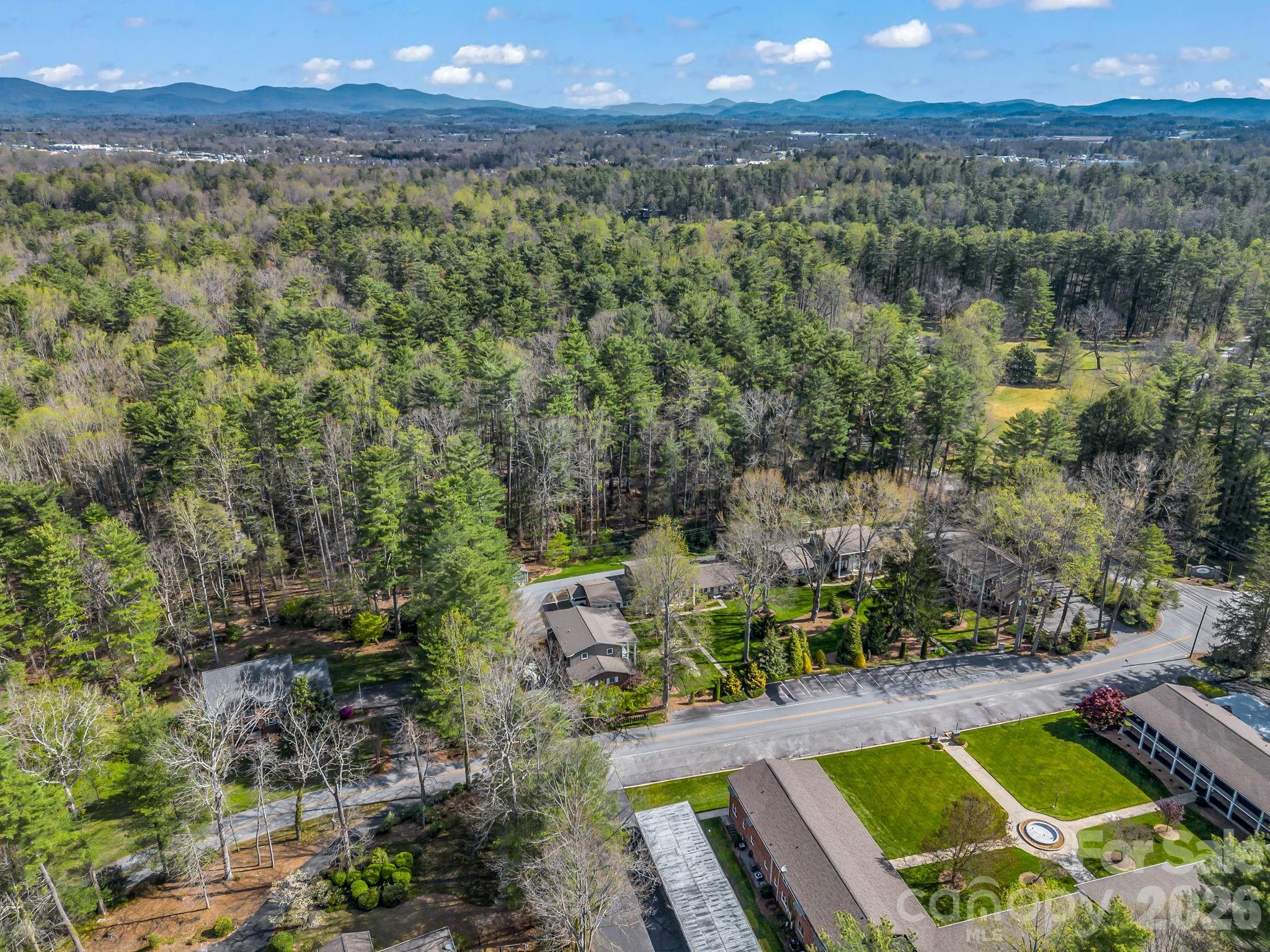Carriage House - Residential