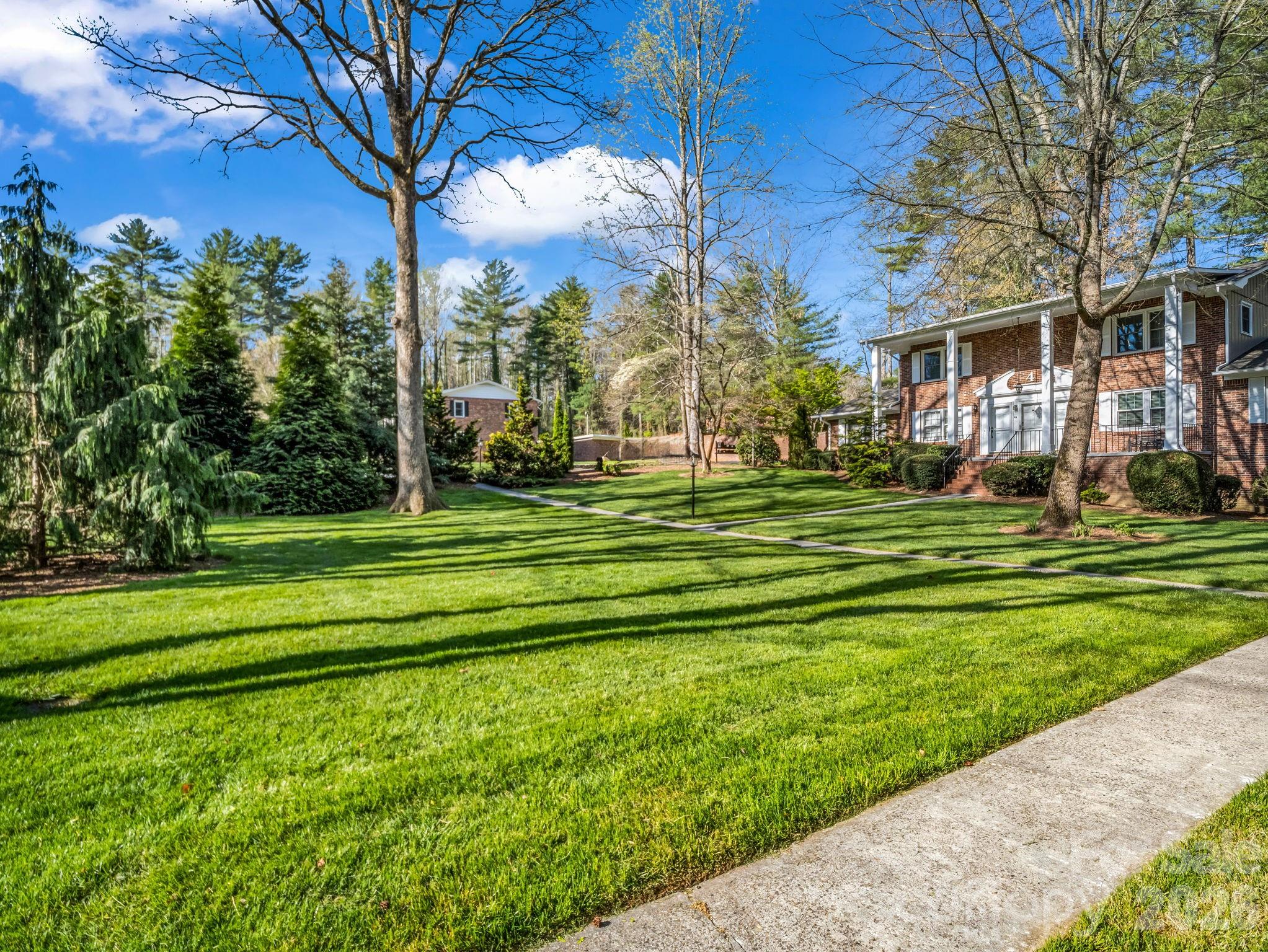 Carriage House - Residential
