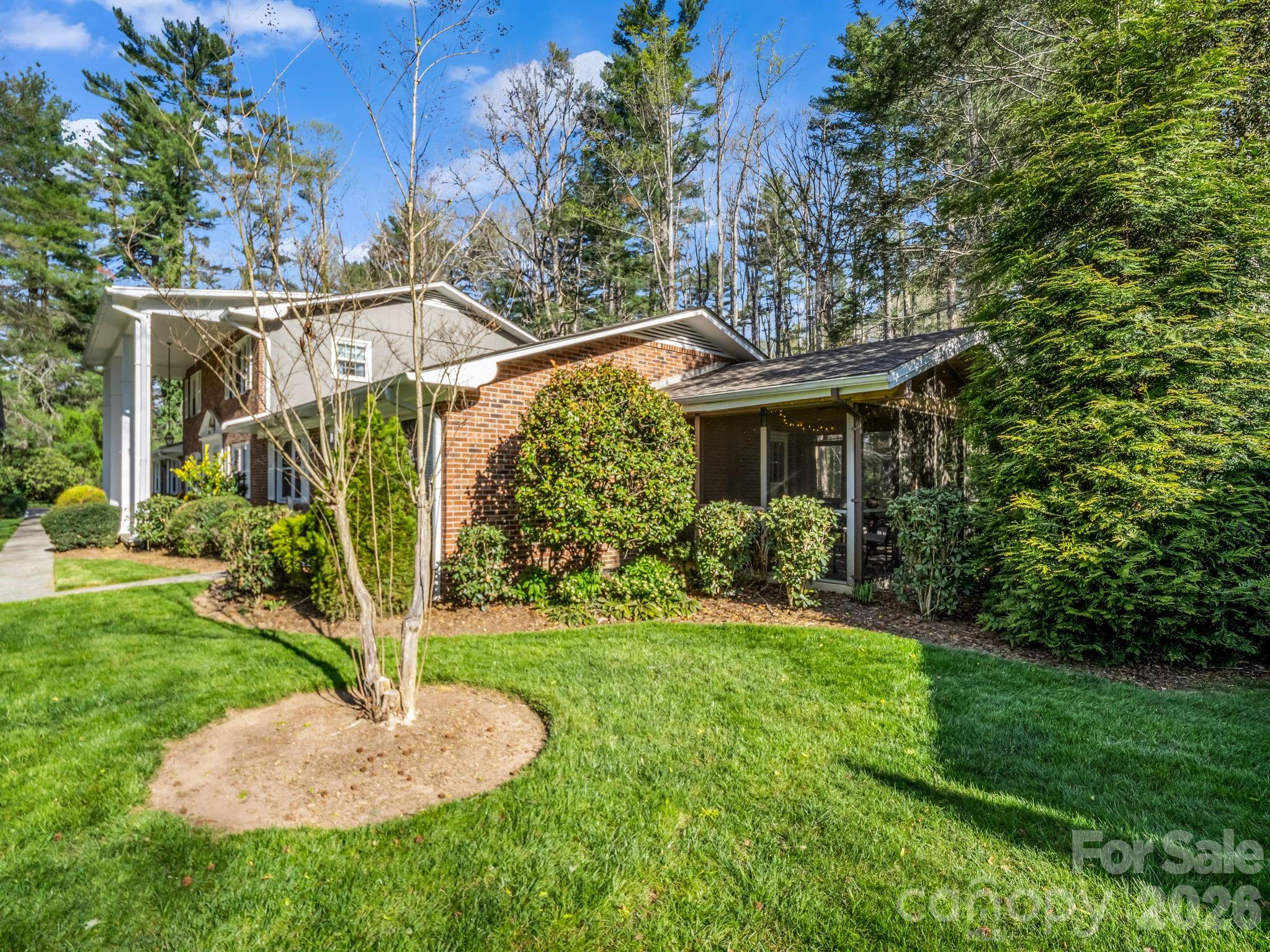 Carriage House - Residential