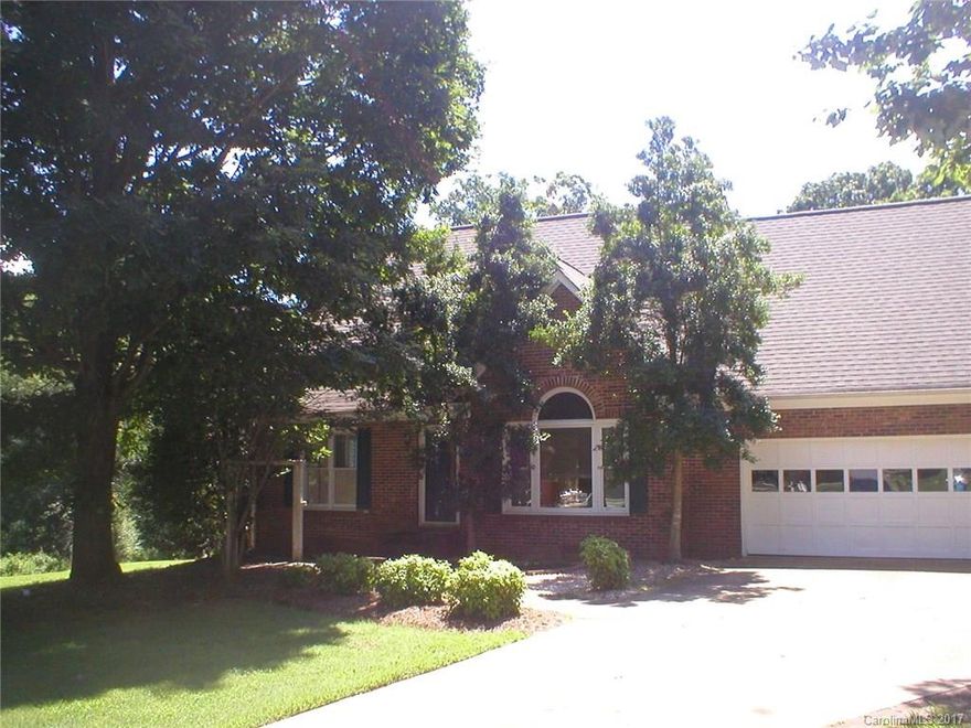 THIS HOME SPARKLES!  Fresh paint and new flooring inside.  This 3 BR/2.5 BA brick home conveniently located in a quiet community Interstates I-40 and I-77 just minutes away from Troutman, Mooresville, Statesville or Hickory. This home has many custom features both inside and out. Situated on a cul-de-sac which is ideal because of no thru traffic. Place this home on your "must see" list.  This is a Fannie Mae Homepath property.