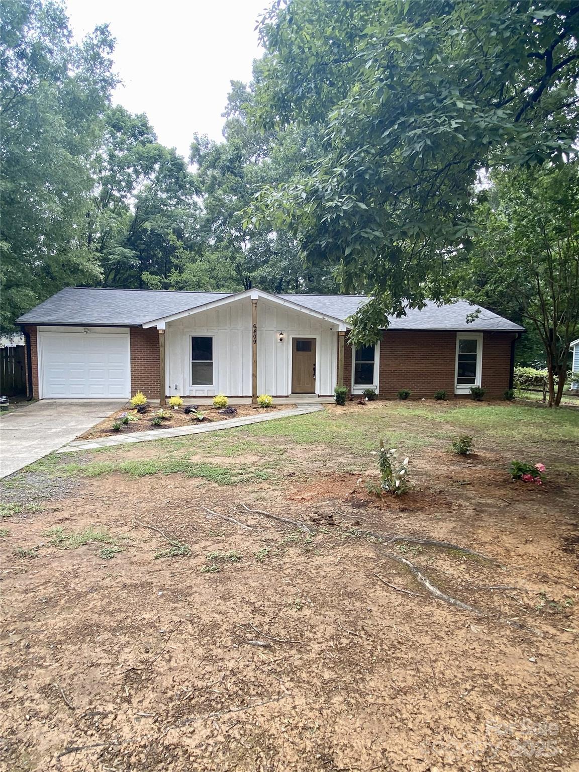 6409 Pineburr Court