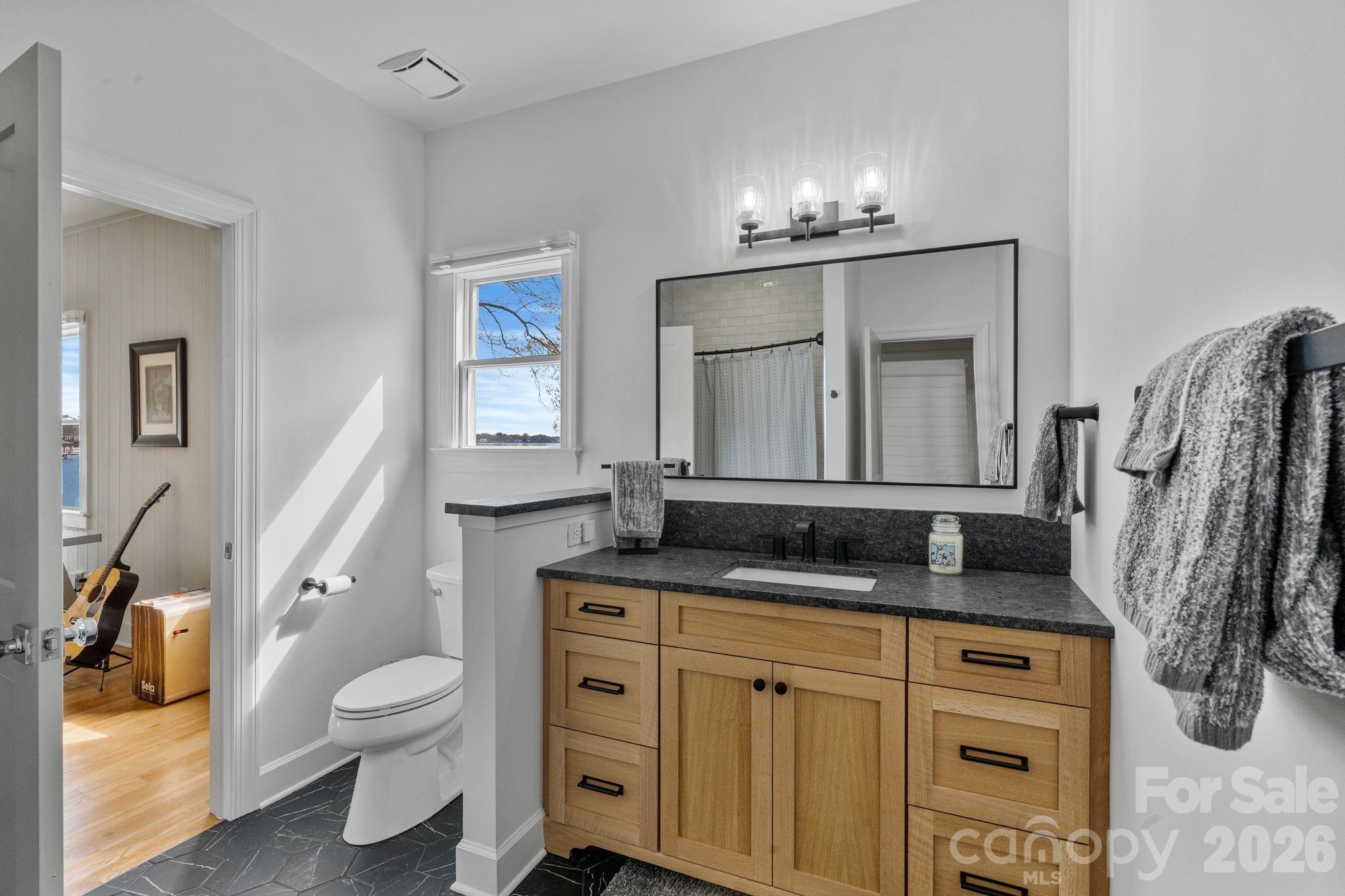 The Peninsula - Residential