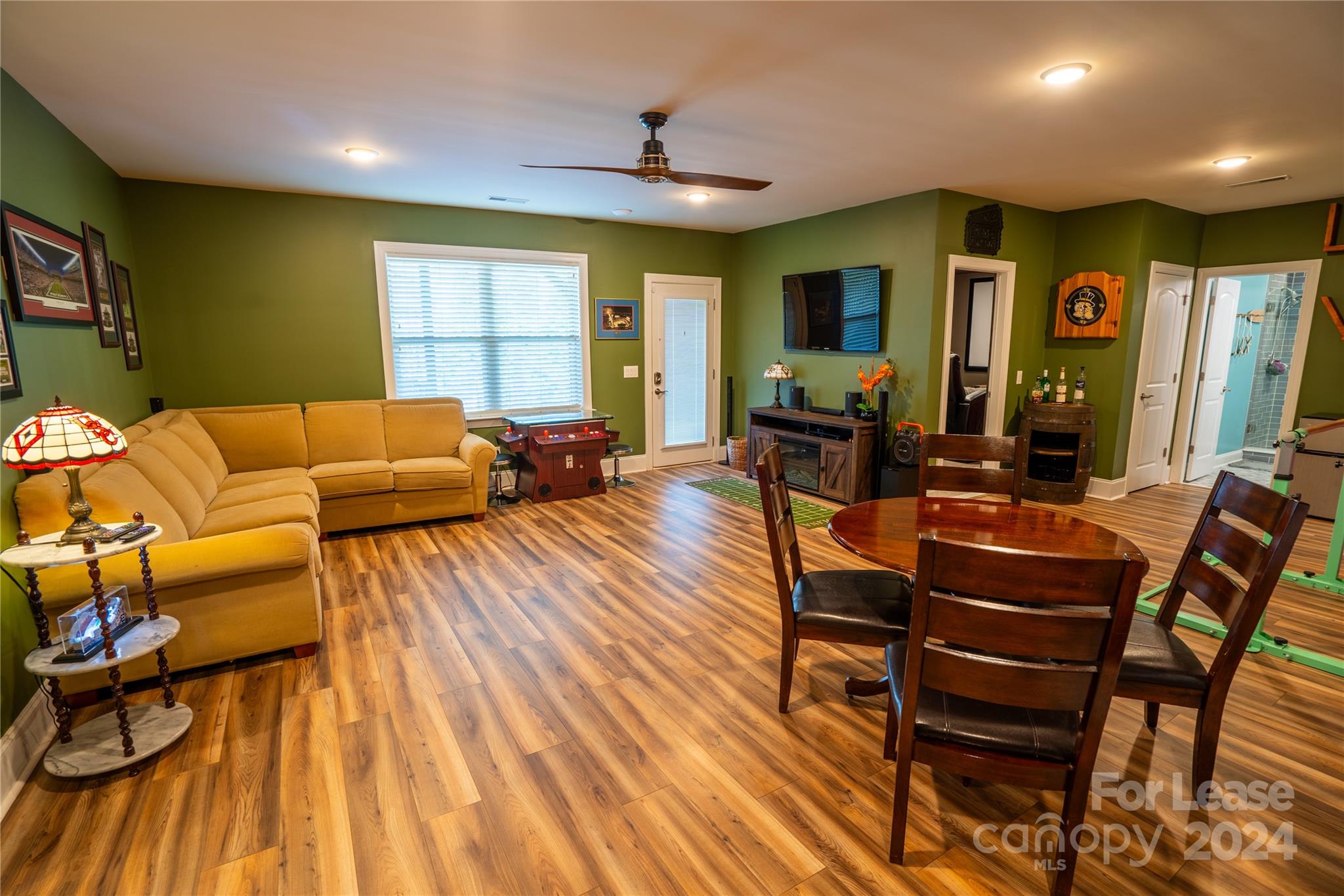 Estates at Audubon Lake - Residential Lease