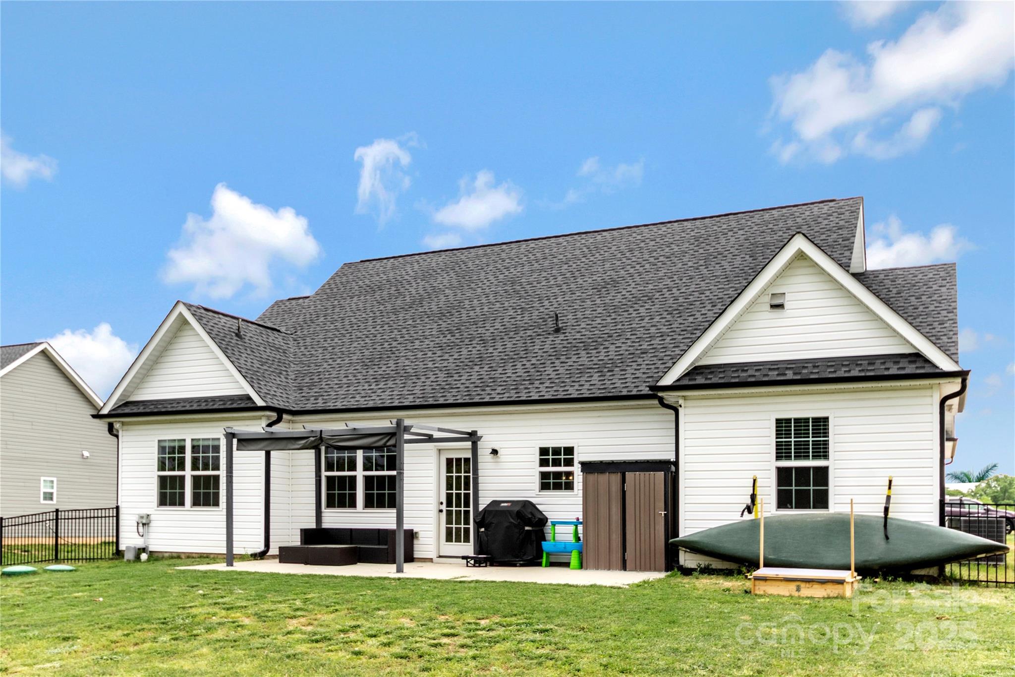 Stonecrest Meadows - Residential