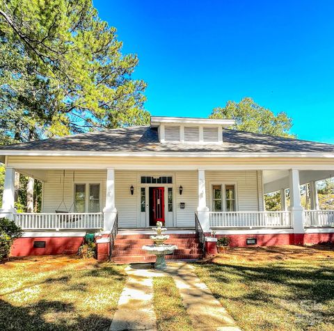 Photo of 176 Columbia Street, Chester, SC 29706 (MLS # 4314322)