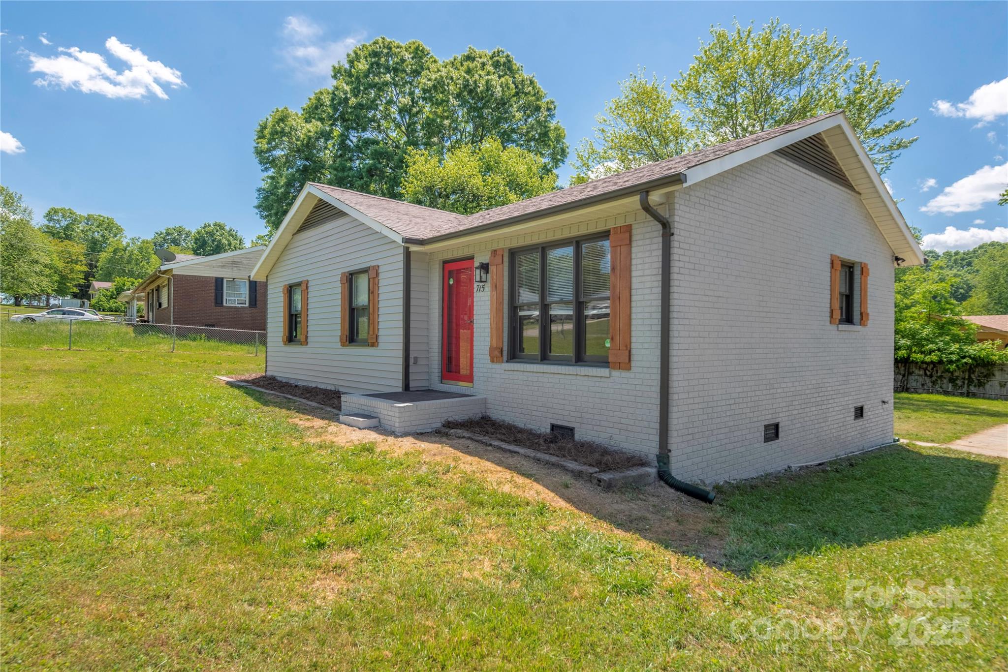 112 Robinette Lane