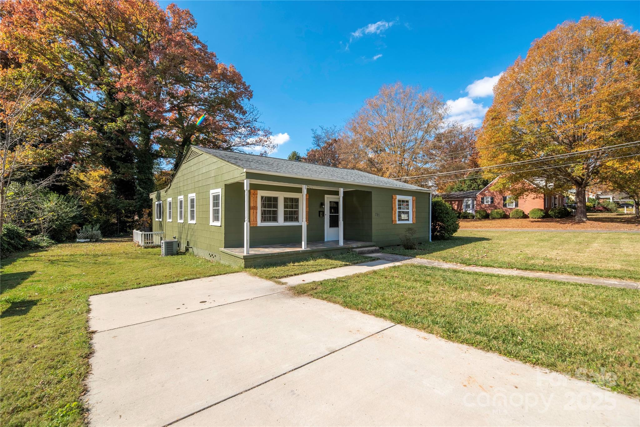 112 Robinette Lane