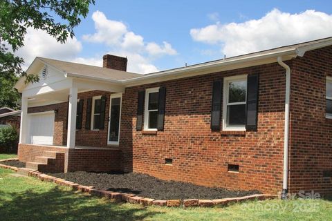 112 Robinette Lane Statesville NC 28625