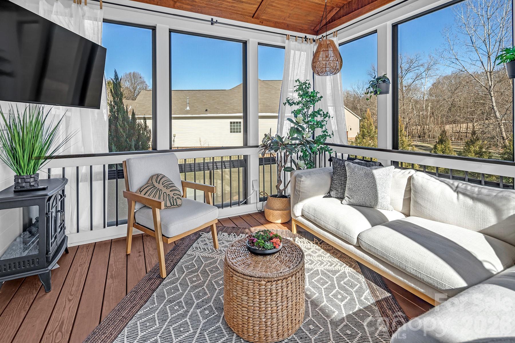 Green Meadow - Residential