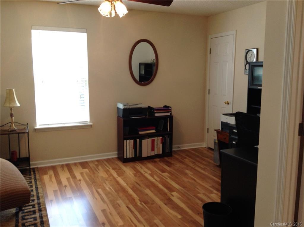 Holly Ridge - Residential