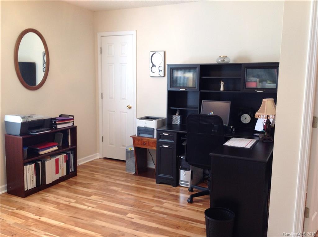 Holly Ridge - Residential