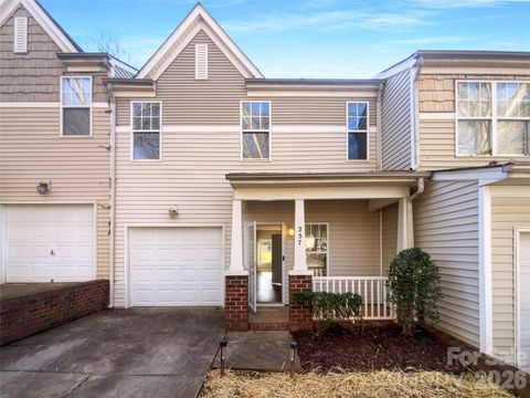 257 Doughton Lane Charlotte NC 28217