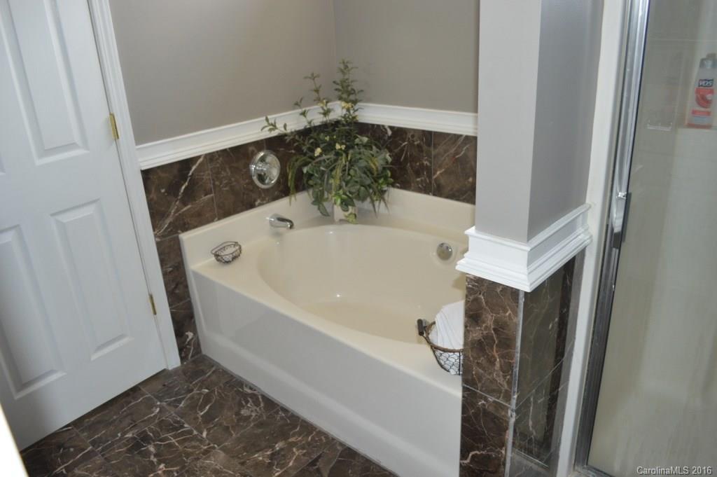 FOX CHASE - Residential