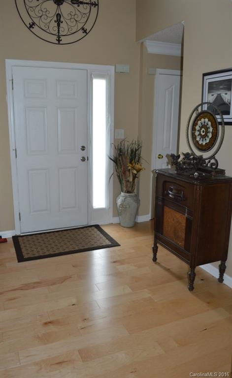 FOX CHASE - Residential