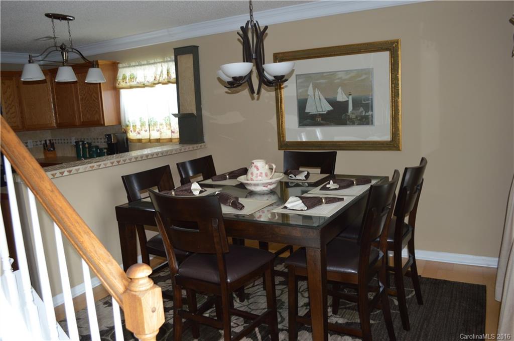 FOX CHASE - Residential