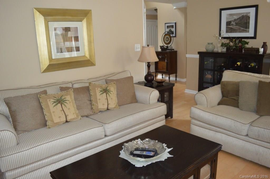 FOX CHASE - Residential
