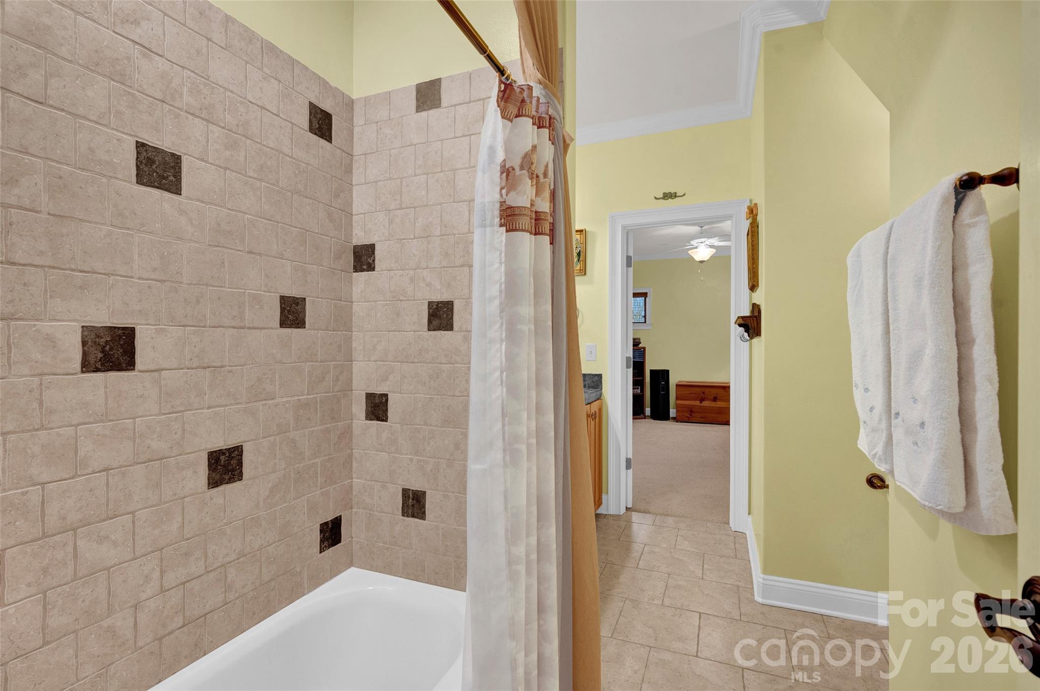 Tuskarora Point - Residential