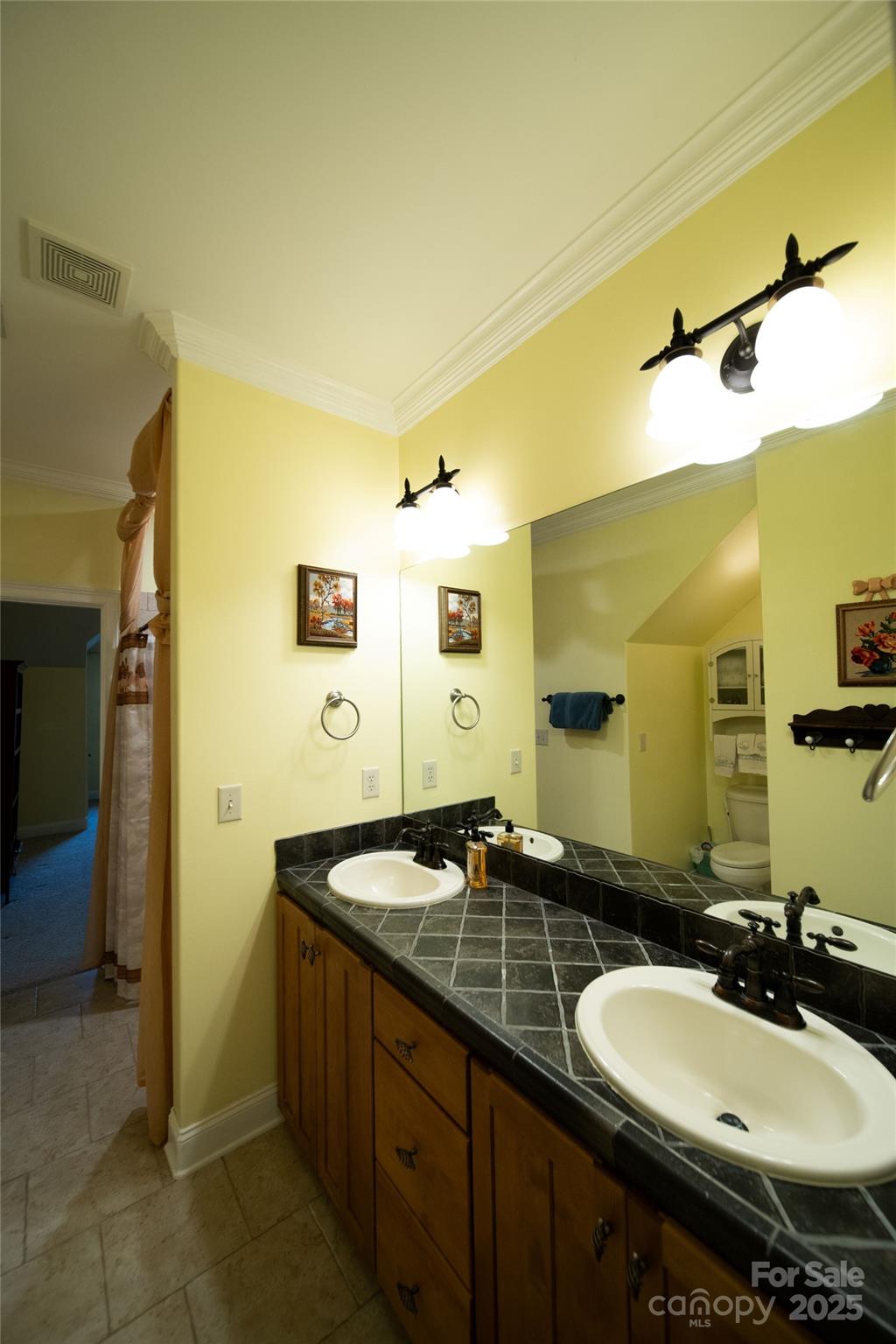 Tuskarora Point - Residential