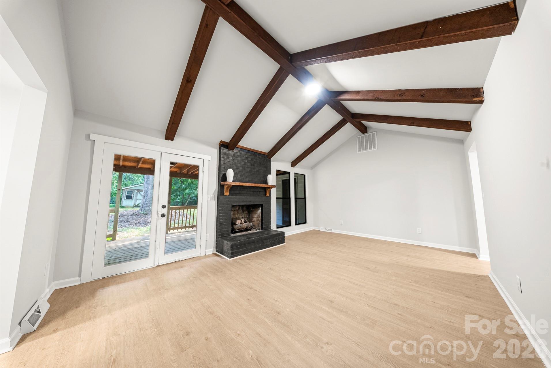 4739 Squirrel Nest Lane