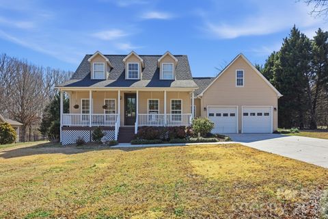 7335 Broad Wing Lane Sherrills Ford NC 28673