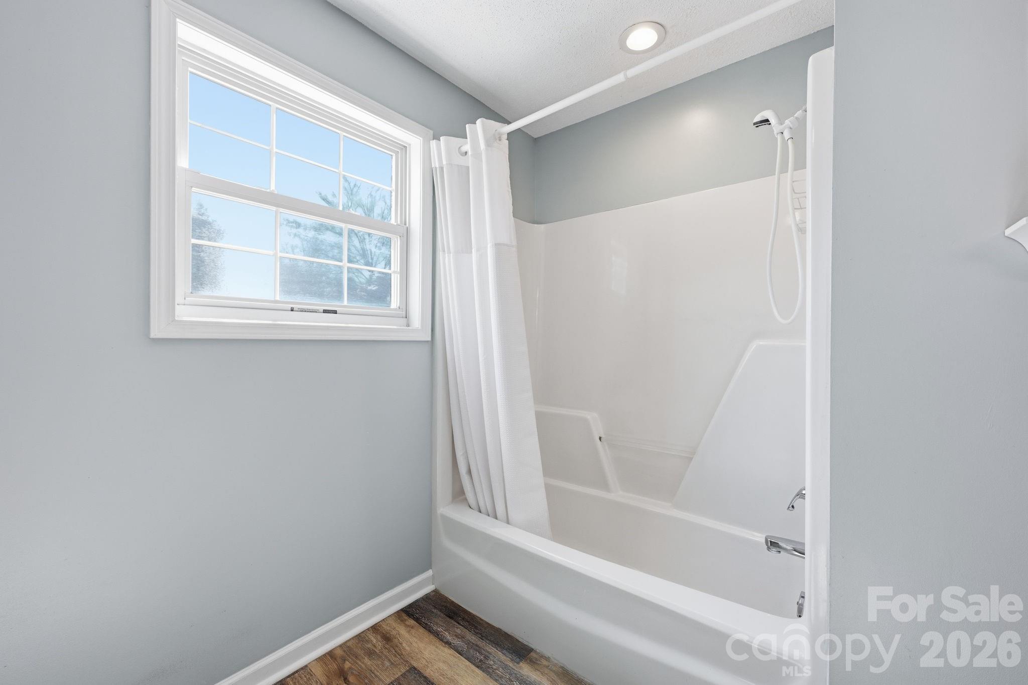 Eagle Harbor - Residential