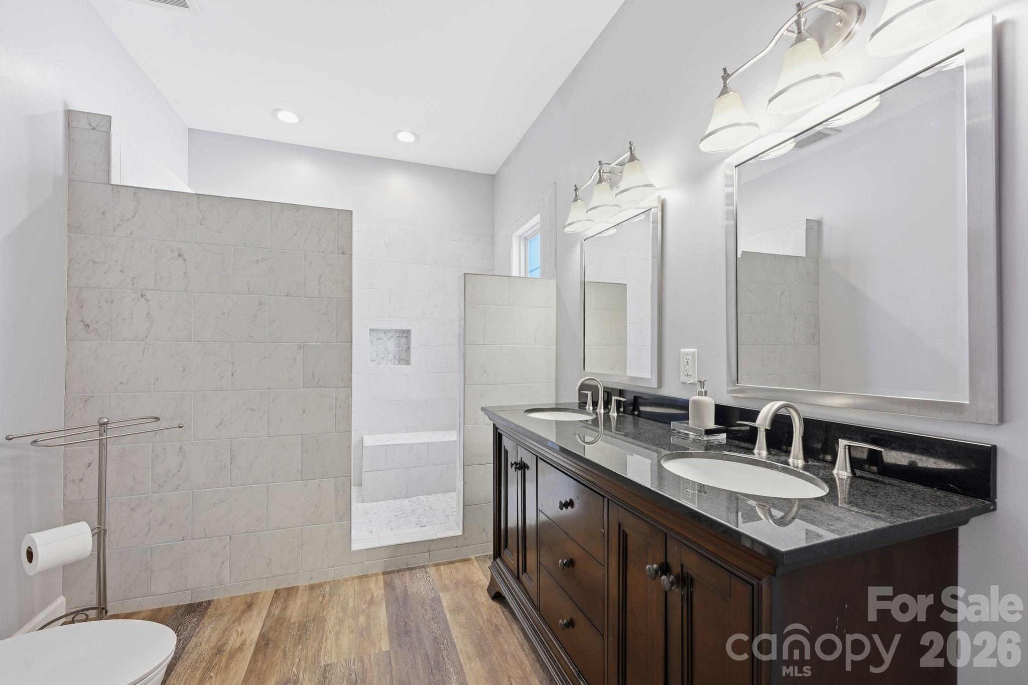 Eagle Harbor - Residential