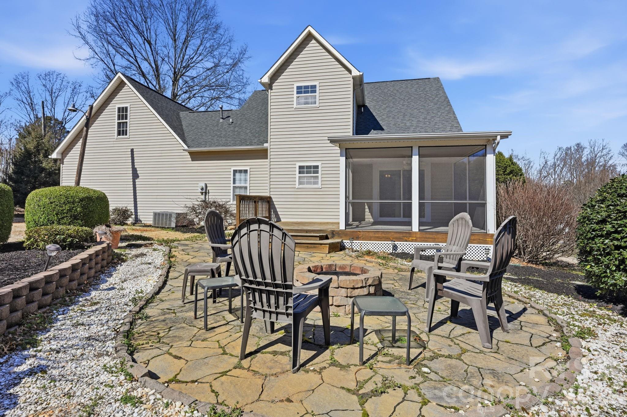 Eagle Harbor - Residential