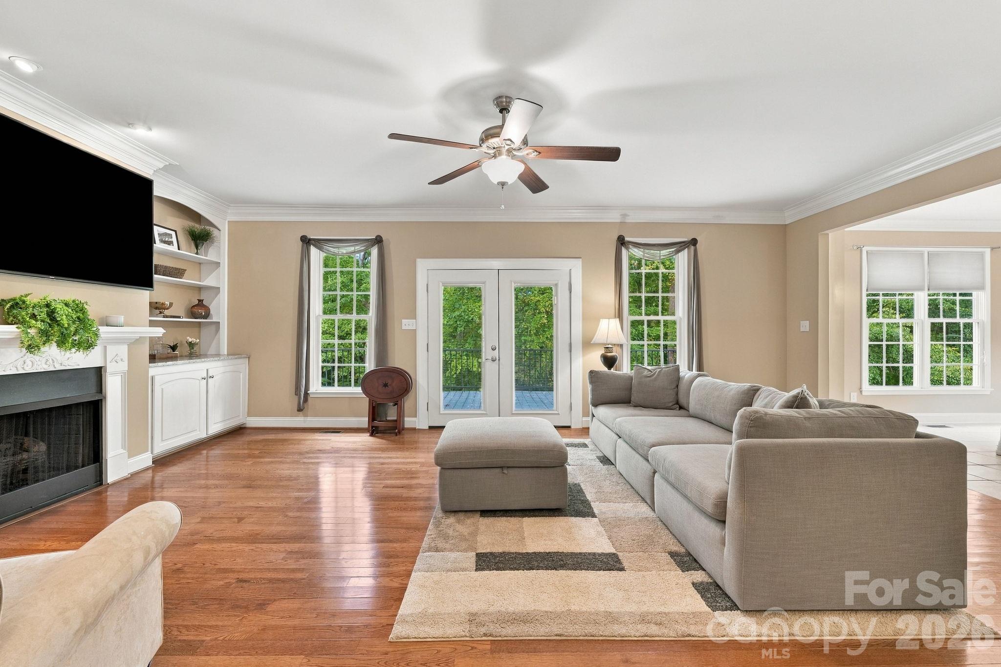 148 Windwood Lane