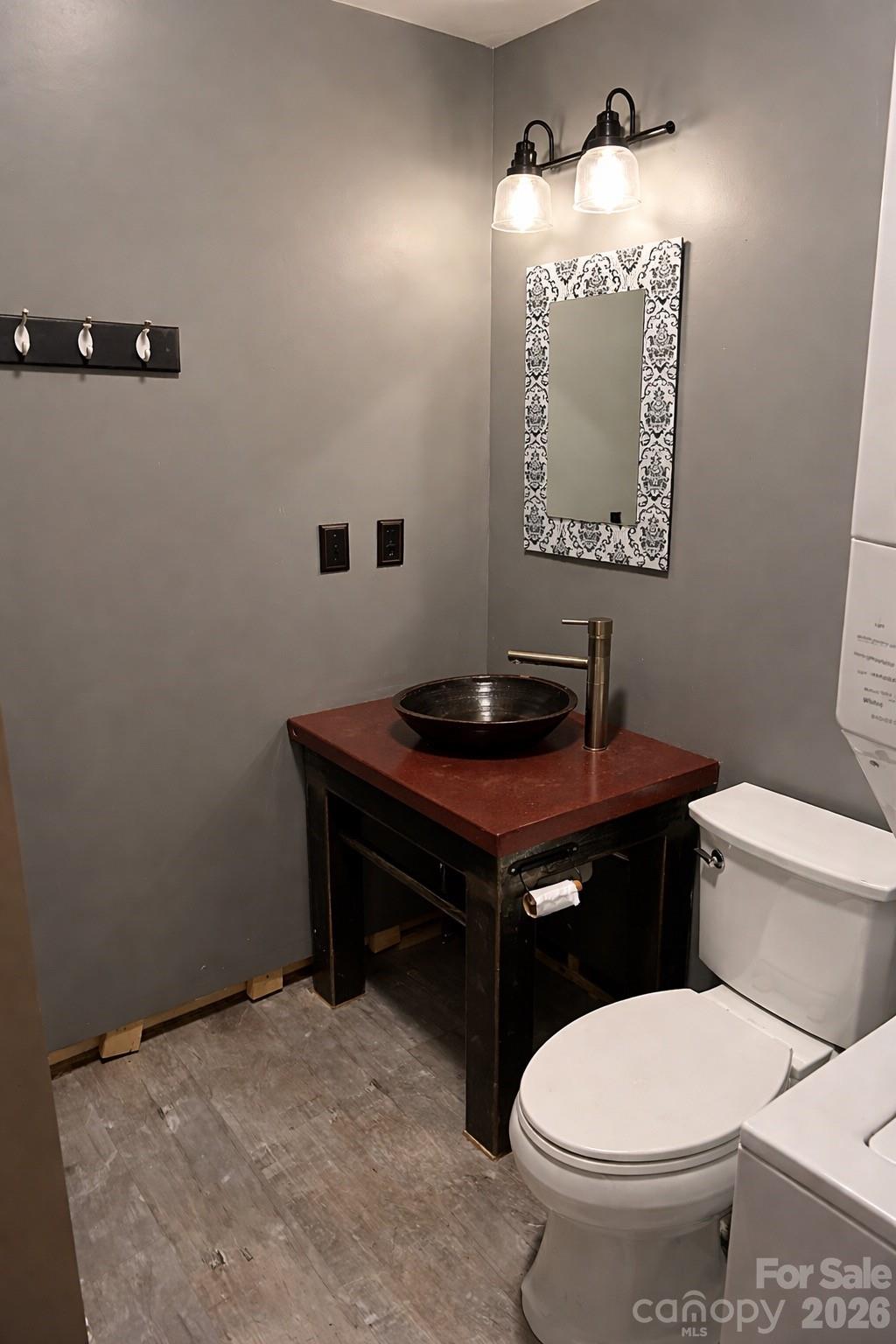 Cricket Lake - Residential