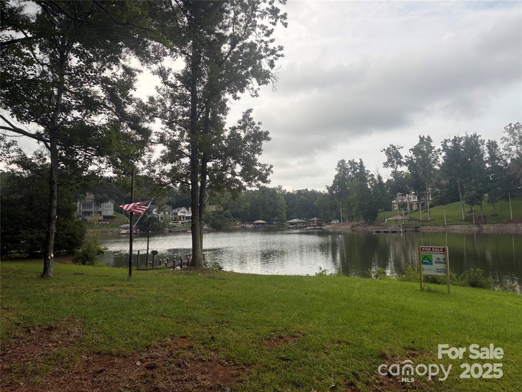 7310 Elmwood Lane