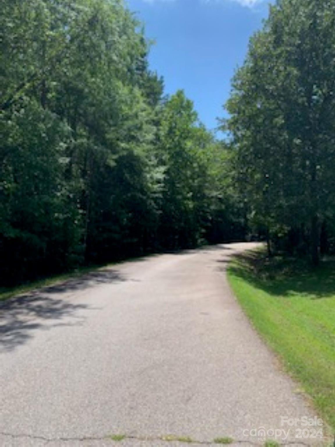 Lake Edward Estates - Land