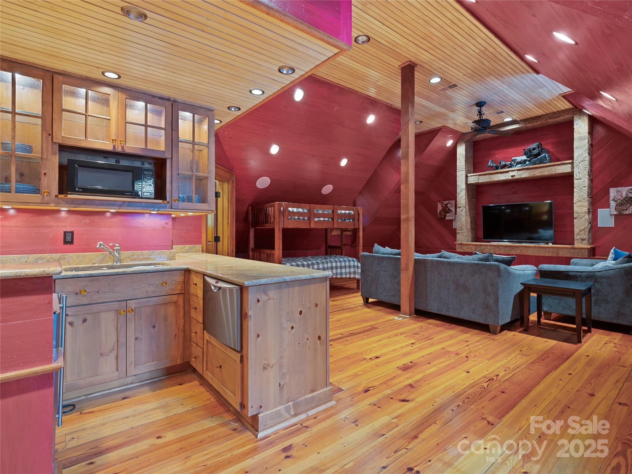 Lake Toxaway Estates - Residential