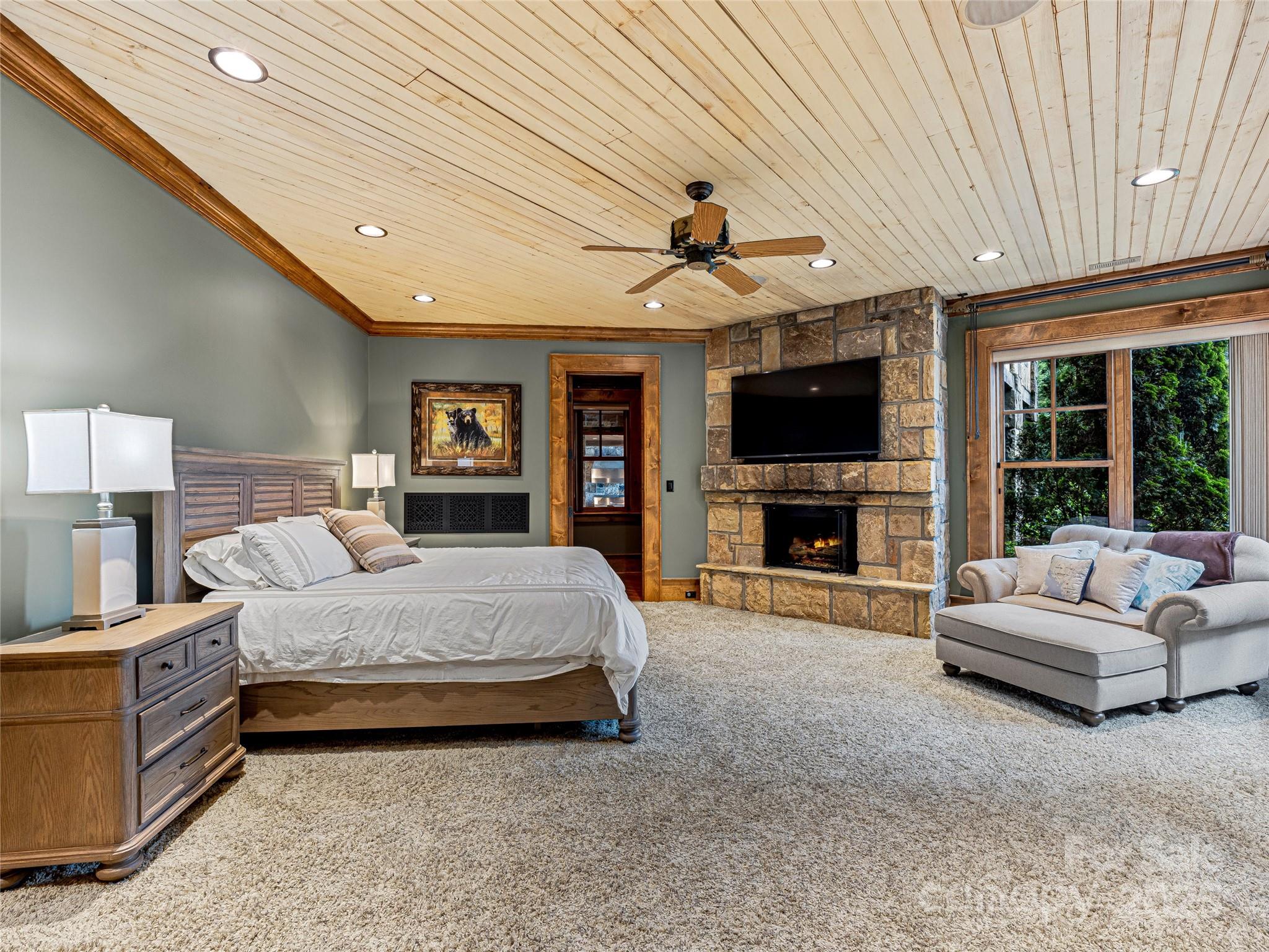 Lake Toxaway Estates - Residential