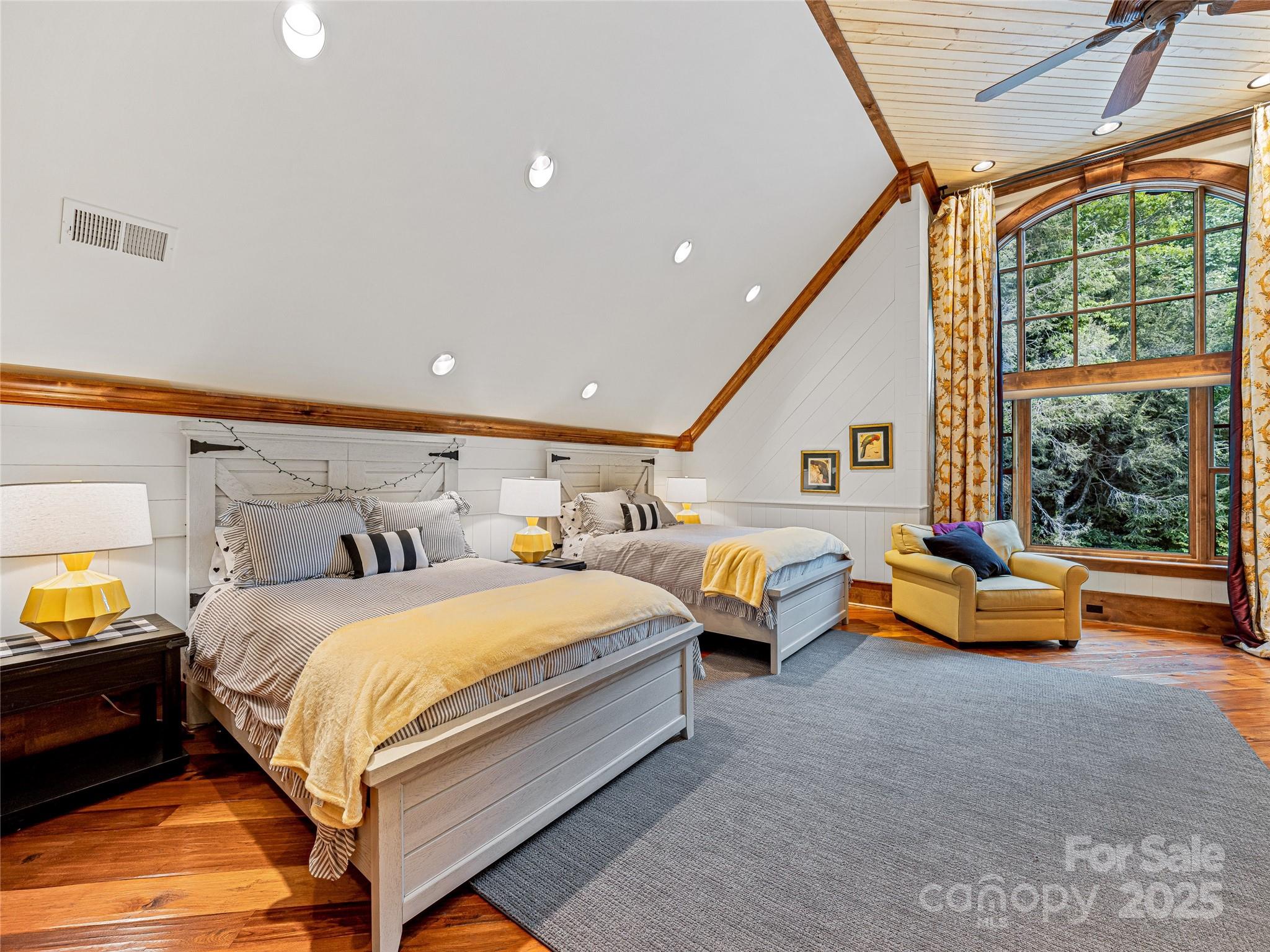 Lake Toxaway Estates - Residential