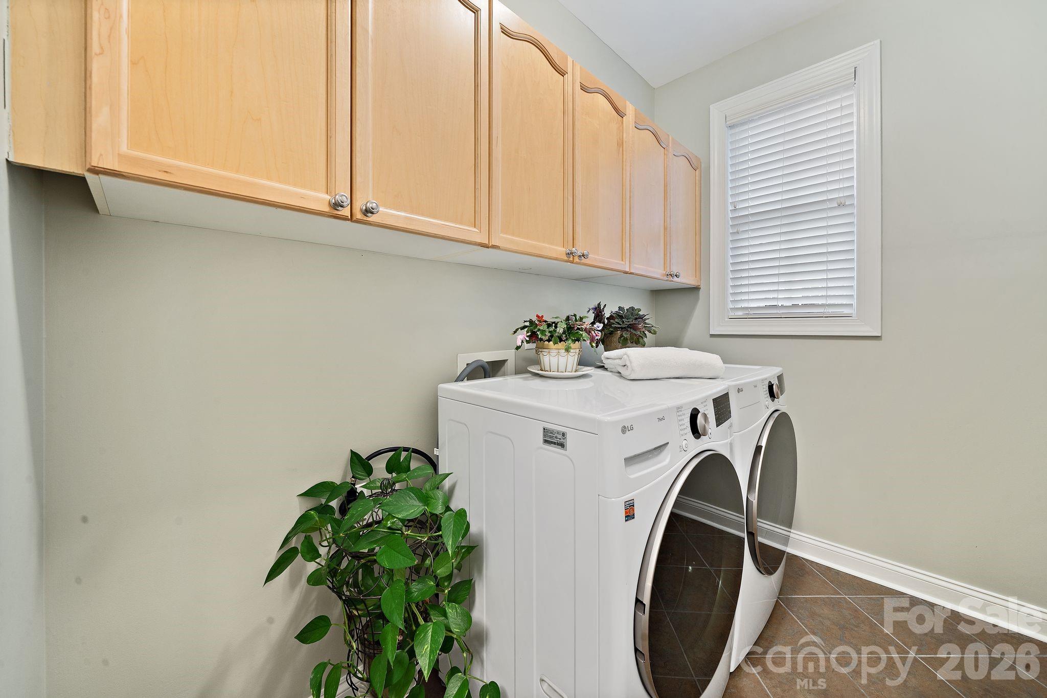 Sailview - Residential